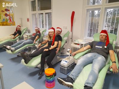 Štedrý Mikulášsky odber krvi v zlatomoravskej nemocnici. Darcovia venovali pacientom takmer 20 litrov krvi